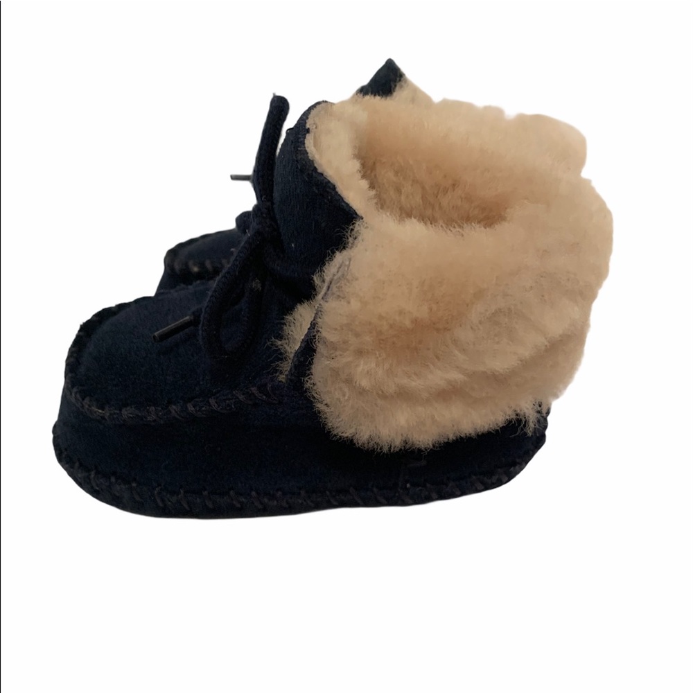 Baby ugg booties